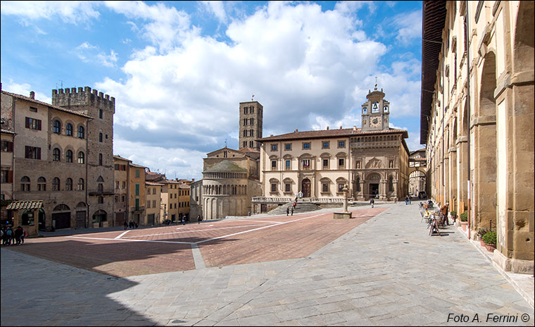 Piazza Vasari Arezzo 