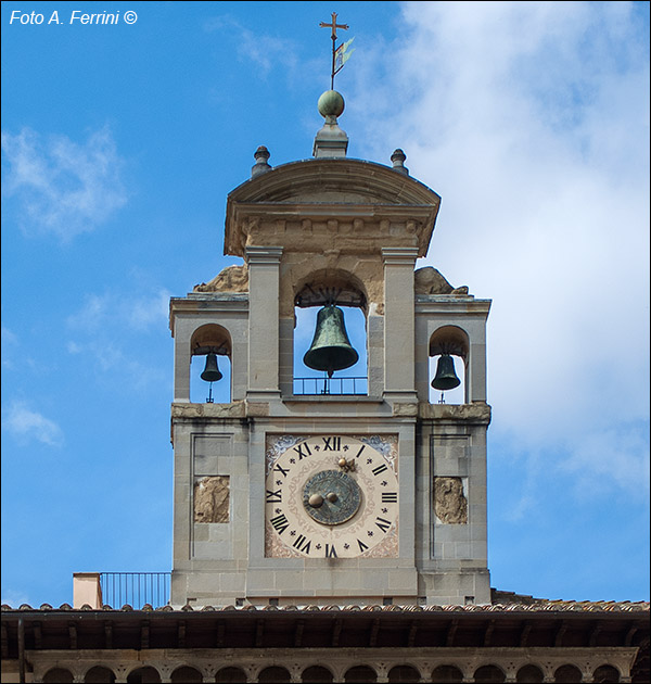 Orologio Fraternita dei Laici