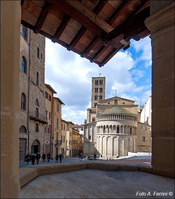 Abside della Pieve di Arezzo 