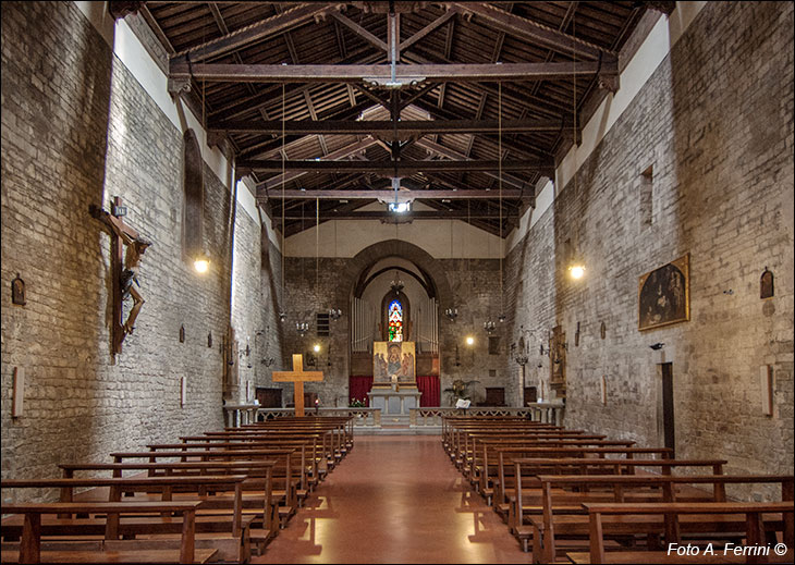 Interno Chiesa San Michele Arezzo