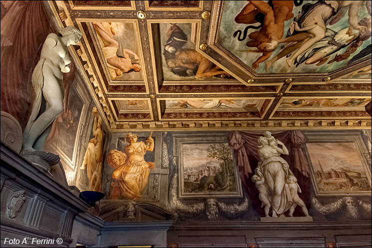Il Trionfo della Virtù, Casa Vasari