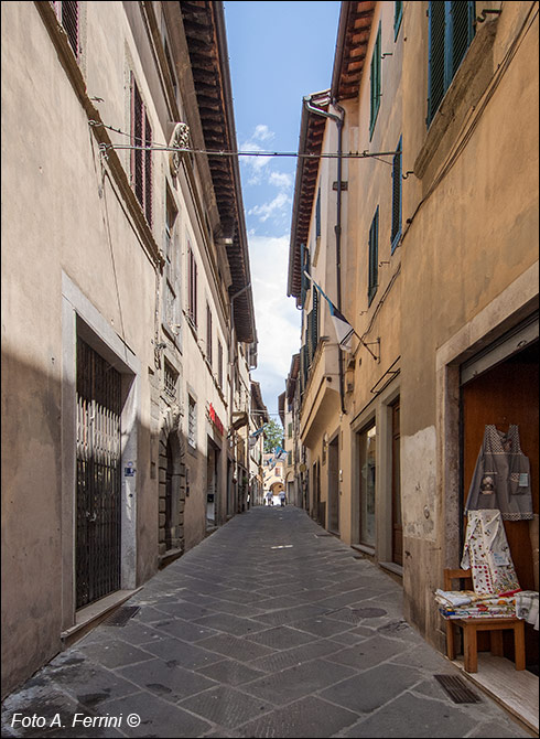 Via Borghi, Bibbiena