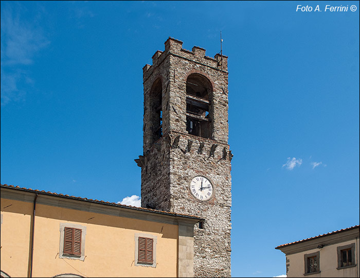 Bibbiena, Torre dell'Orologio