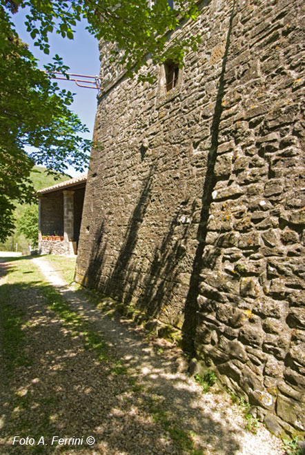 Edificio fortificato a Banzena