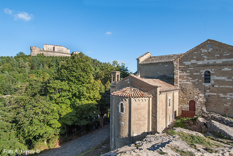 Il Duomo e la Fortezza, San Leo di Romagna