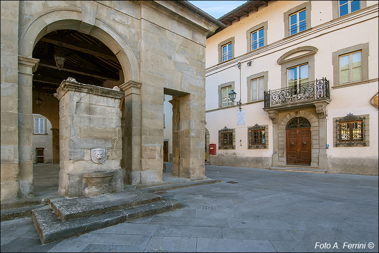 Strada in Casentino, Piazza Matteotti