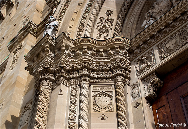 Architettura nel Duomo di Arezzo