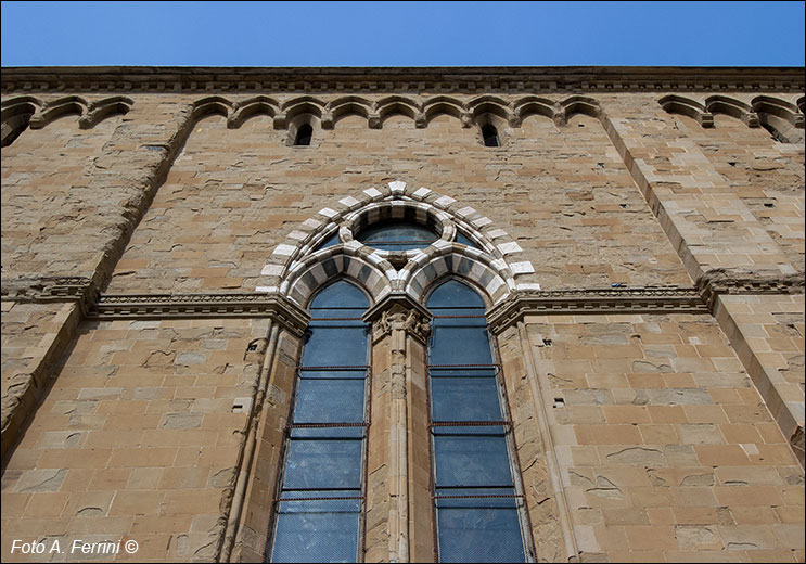 Cattedrale di Arezzo, le bifore