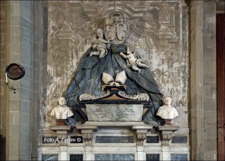 Duomo di Arezzo, monumento per due vescovi