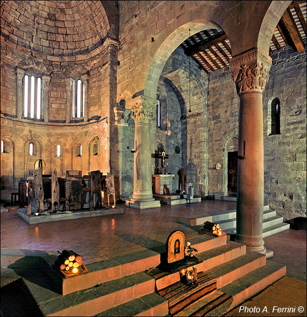 Casentino: the romanesque church of Romena