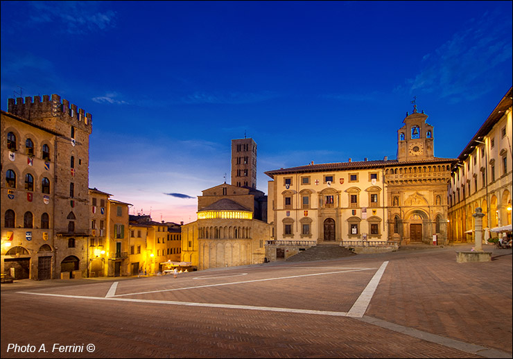 Arezzo: Piazza Grande