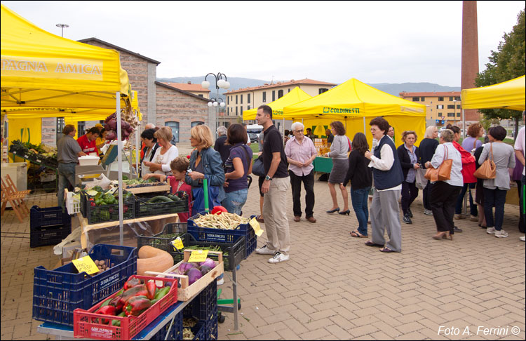 Mercato prodotti agricoli