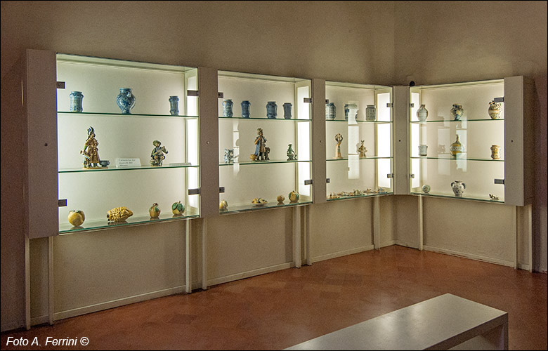 Maioliche e ceramiche, museo di Arezzo.