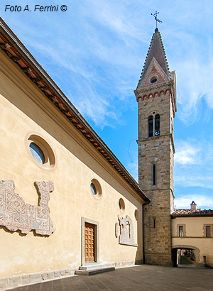 Laterina, the church