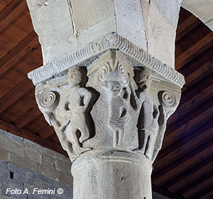 Church of Strada, romanesque capital