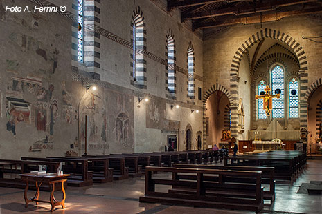 Basilica di San Domenico, la facciata