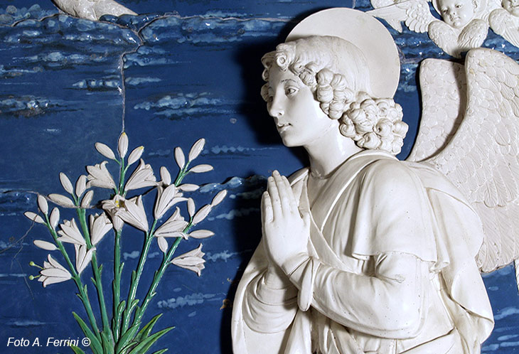 Della Robbia ceramic