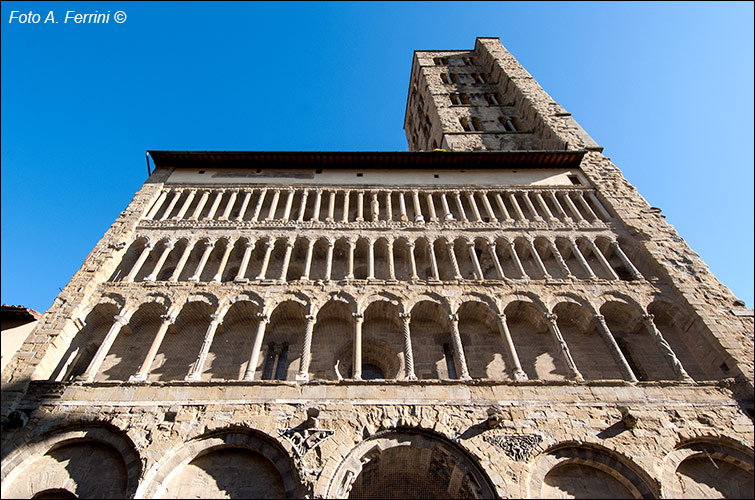 Pieve di Arezzo, la facciata