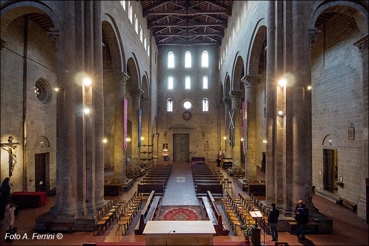 Interno della Pieve di Arezzo