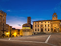 Piazza grande e la Pieve di Arezzo