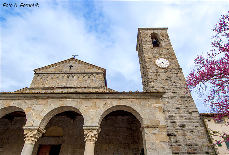 Facciata Pieve di Cascia