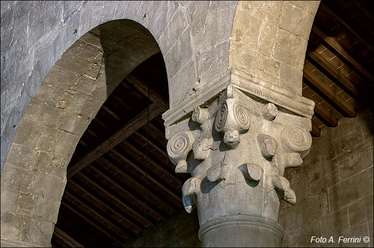 Capitelli romanici Pieve di Cascia