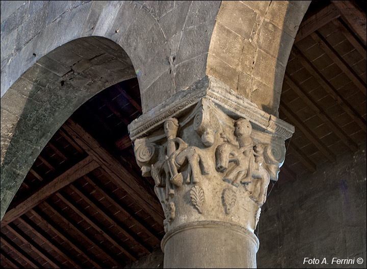 Capitelli romanici Pieve di Cascia