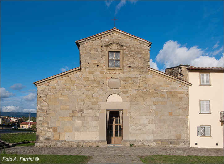 Pieve di Strada, la facciata