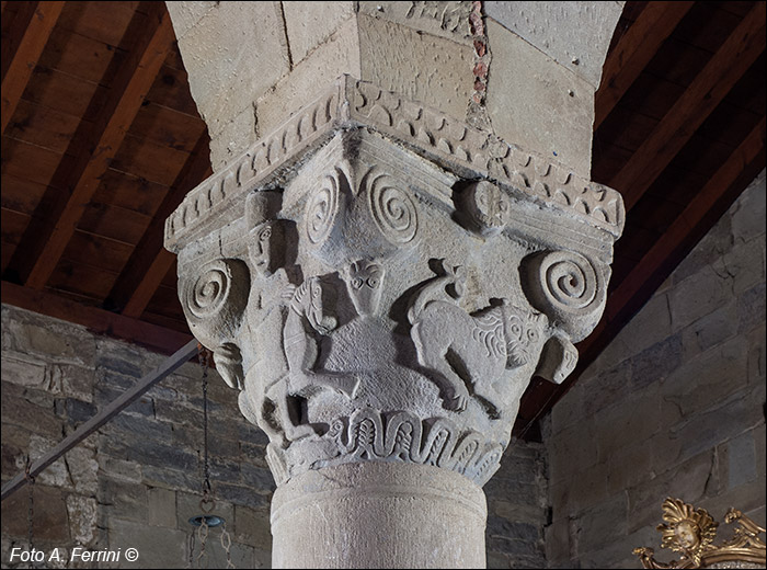 Capitelli Pieve di Strada