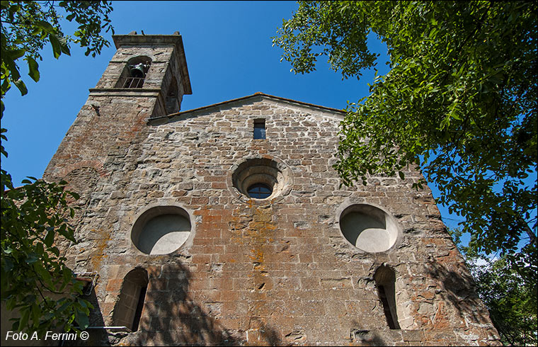 Pieve di Salutio, la parete posteriore