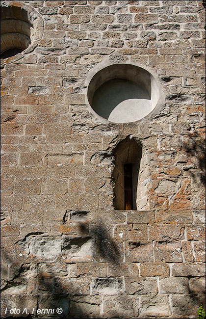 Chiesa di Salutio, la parete posteriore