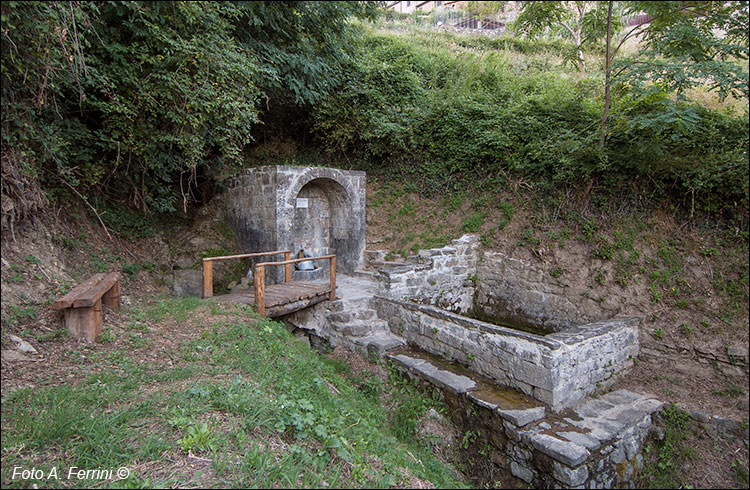 Fonte Vecchia di Pieve Pontenano