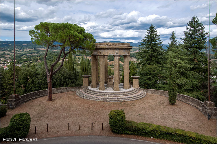 Monumento ai Caduti, Poppi