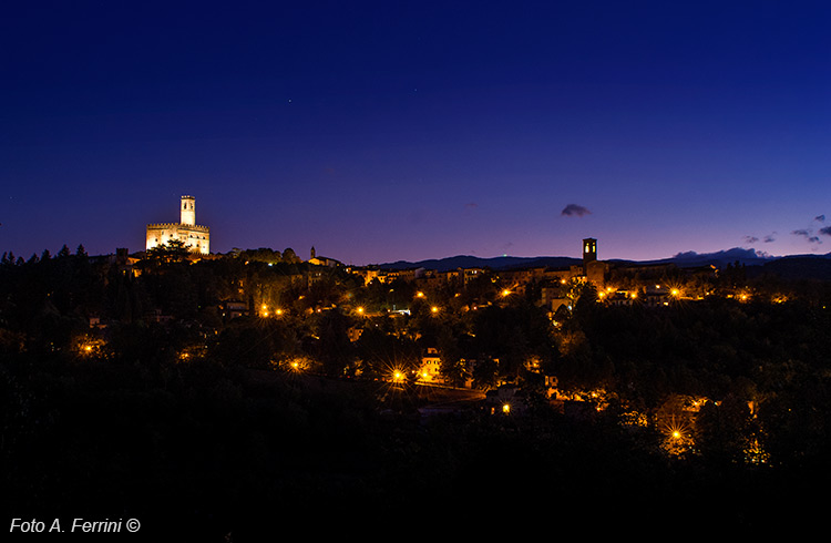 Poppi, notturno