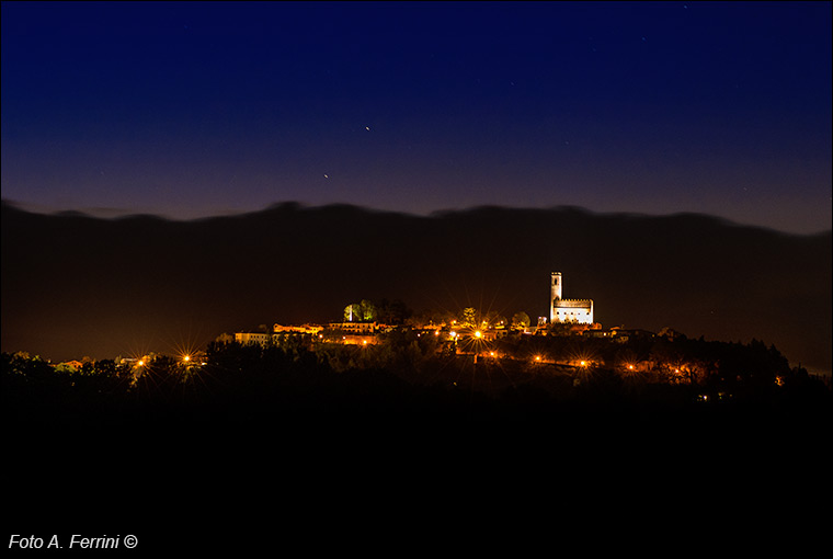 Poppi, notturno