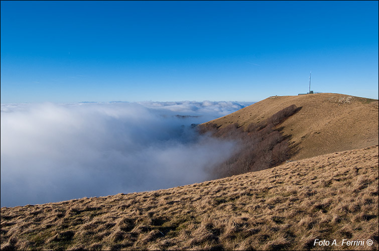 Pratomagno e nebbia