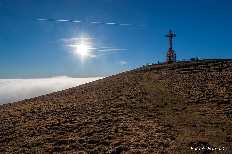 Pratomagno e nebbia