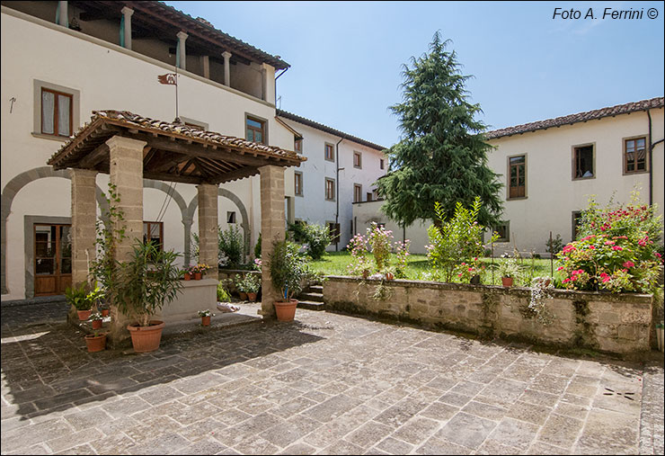 Il chiostro del monastero