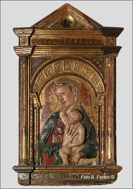 Madonna con Bambino, Raggiolo