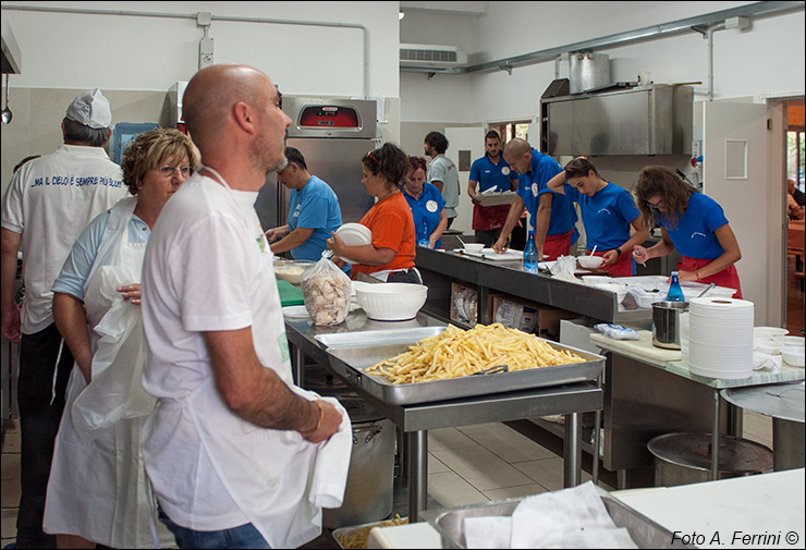 Sagra del tortello alla lastra