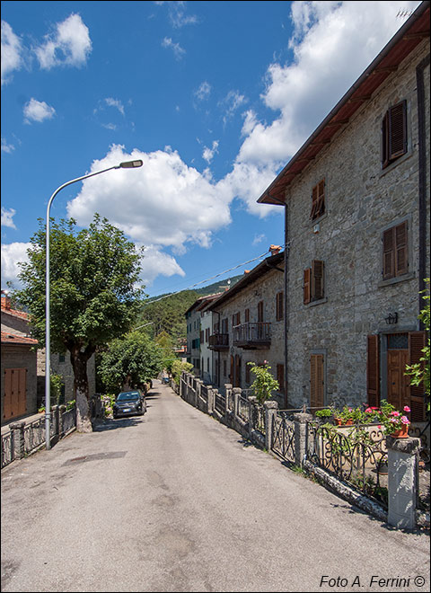 Serravalle, strada interna