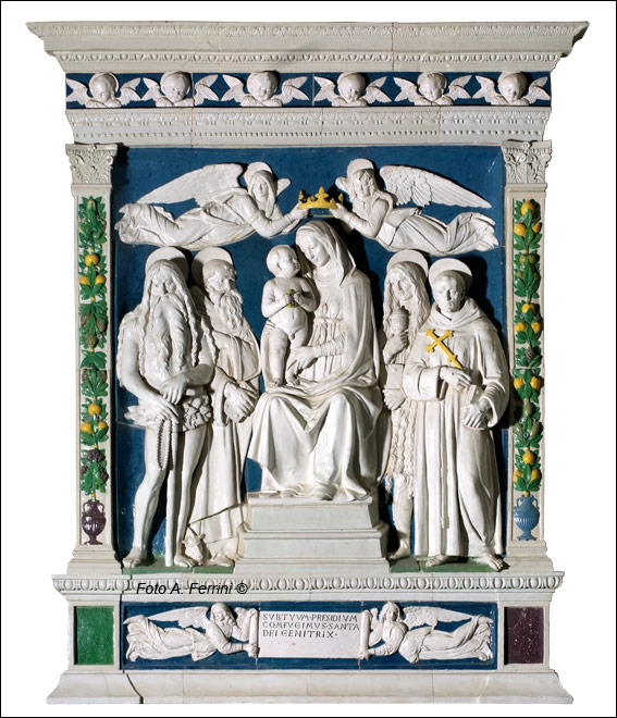 Madonna del Rifugio, Della Robbia.