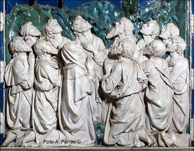 Ascensione, Della Robbia.