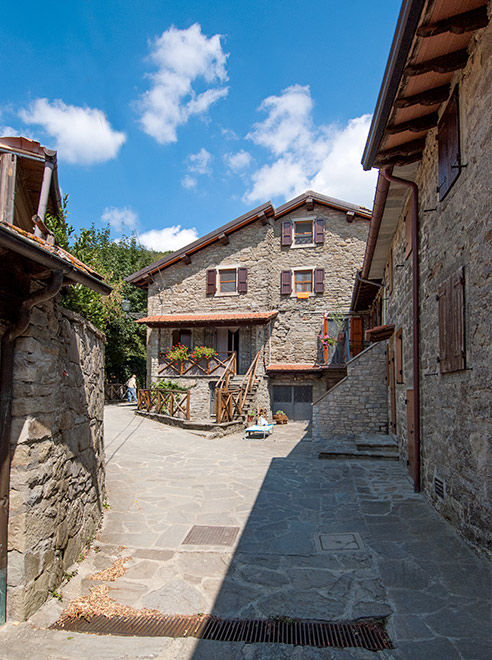 Via Romea, Passo Serra